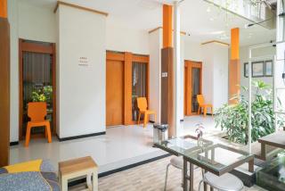 RedDoorz Syariah near Transmart MX Malang - Malang - 3