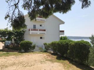 Apartment Banjol 15679b - 0