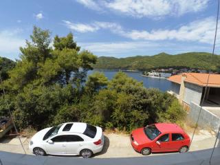 Apartments by the sea Brna, Korcula - 15730 - Smokvica - 1