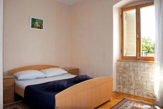 Apartments by the sea Trogir - 15752 - 4