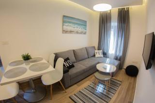 Apartments by the sea Gradac, Makarska - 16039 - Gradac (Grado) - 1