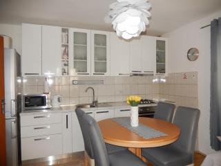 Apartments by the sea Postira, Brac - 16092 - 3