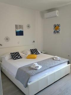 Studio Pag 16100a - 1