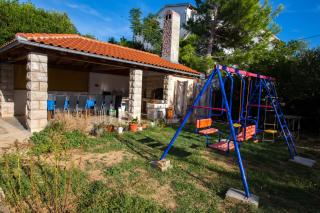 Apartments with parking space Barbat, Rab - 16245 - 3