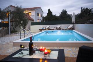 Apartments with swimming pool Razanj, Rogoznica - 16182 - 0