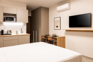 Empress Luxury Residences - Volos - 3
