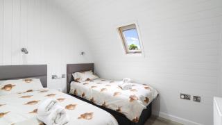 Finest Retreats - The Highland Camping Pod - Hertford - 6