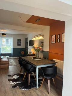 Lobster Cottage - Stylish 3 Bedroom Cottage in heart of Tenby Town, Pembrokeshire - 8