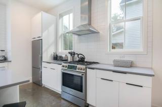 MUSIC MANOR 3-King Beds w Pool mins to Beach&DT - 5