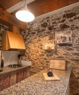 Apartamento duplex rural con chimenea y vistas panorámicas desde la cama - San Martín Sacalm - 4