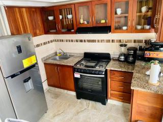 Romantic Studio w/Jacuzzi 15 min Airport - Ensanche Los Minas - 3