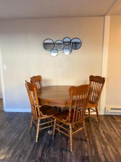 Burrel Avenue Apartments - 6