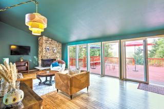 26 Mi to Mount Rainier, Game Room Puyallup Oasis - Puyallup - 8