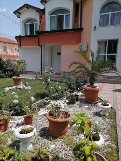 Lucky 2 - Pavel Banya - 2
