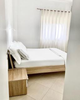 Andris Ylli & Hojza APARTMENTS - Saranda - 2