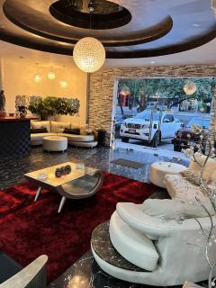 Basha Hotel & Restaurant - 4