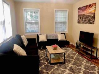 WelcomingTownhome - King Bed - Long Term Stays - UNC - Chapel Hill - 0