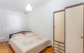 2 Bedroom Lovely Apartment In Omisalj - Omišalj - 3