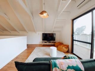Mika · Cabin with fireplace, walk to the beach - 7