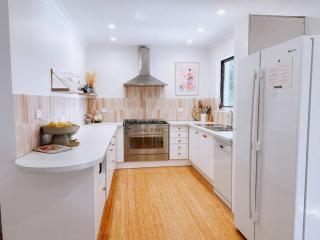 Mika · Cabin with fireplace, walk to the beach - Dunsborough - 5