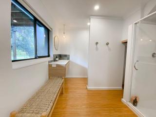 Mika · Cabin with fireplace, walk to the beach - Dunsborough - 2