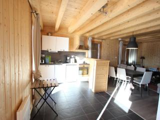 Chalet Mitoyen à Chamrousse, 8 pers, 3 niveaux, 4 chambres, Animaux admis, Terrasse Sud-Ouest - FR-1-549-105 - 3