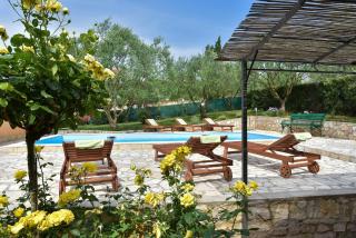 Family-friendly apartments with swimming pool Sveti Filip i Jakov, Biograd - 17192 - 3
