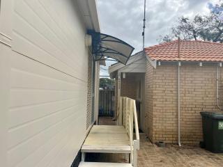 At Busso Cabin 56 - Broadwater - 5