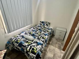 At Busso Cabin 56 - Broadwater - 6