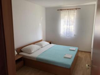 Apartments by the sea Pag - 17357 - 2