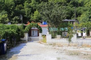 Family friendly house with a swimming pool Zakucac, Omis - 17074 - Omiš - 8