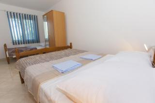 Apartments with parking space Sumartin, Brac - 17267 - 5