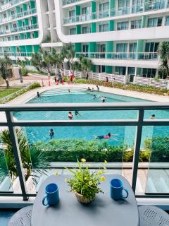 Azure Pool View w/ Netflix & Wifi Boracay Tower - Manila - 7