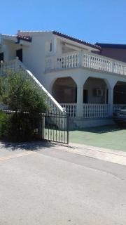 Apartments with a parking space Vir - 17492 - Vir - 0