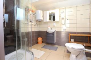 Family friendly apartments with a swimming pool Grabovac, Plitvice - 17532 - Rakovica - 4