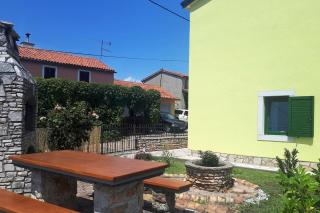 Apartments with a parking space Kastelir, Central Istria - Sredisnja Istra - 17528 - Kaštelir - 3