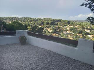 Vue magnifique, jardin et petit cocon en provence - Peypin - 1