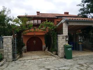 Apartments with a parking space Banjole, Pula - 17398 - Pula - 0