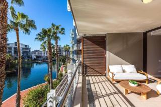 Luxury Waterfront Marina Apartment - Cape Town - 8
