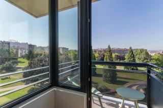 Apartamentos Líbere Pamplona Yamaguchi - Pamplona - 2