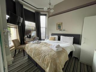 The Mowbray - Eastbourne - 1