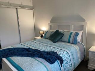 Walnut House - Hargreaves St close to Lake Weeroona - 8