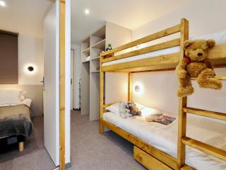 Nid Douillet Rénové à Courchevel: 4 Pers, Ski aux Pieds, Wifi - FR-1-575-114 - 8