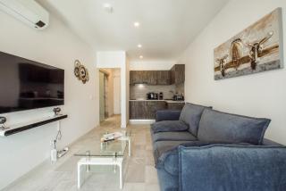 Fancy Penthouse Studio with Lakeview W10 - Bucarest - 9