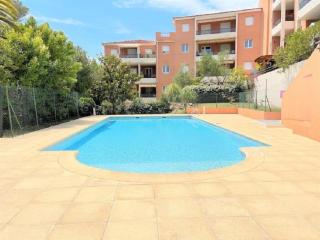 Appartement Imperia St Raphaël, au calme, vue piscine, climatisé - Saint-Raphaël - 9