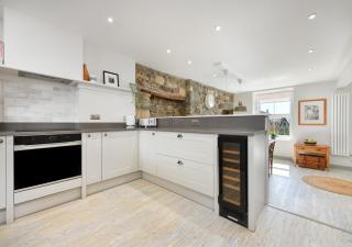 Tyr Ysgol - Pwllheli - 7