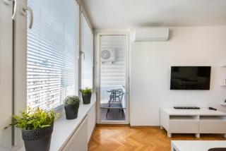 Żelazna Sky Nest Apartment - Warsaw - 6