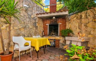 Amazing Apartment In Igrane With Wifi - 4
