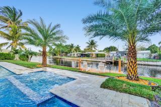 New! Waterfront Heated Pool & Jacuzzi 2 mi to Beach - Fishing Pier Relaxing SPA & Hammock - Fort Lauderdale - 4