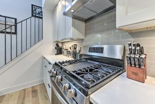 Modern Raleigh Home w/ Patio ~ 2 Mi to Downtown! - 1
